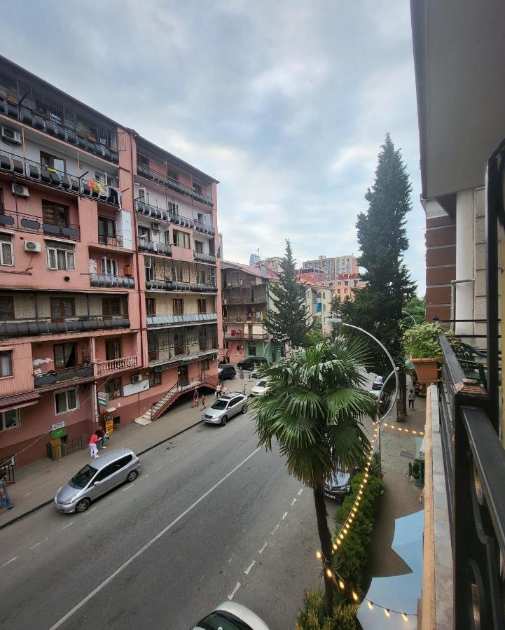 Hotel Elio Batumi Esterno foto