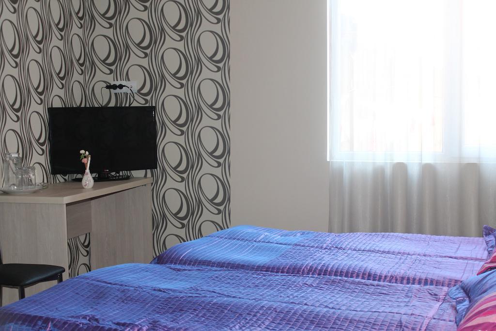 Hotel Elio Batumi Esterno foto
